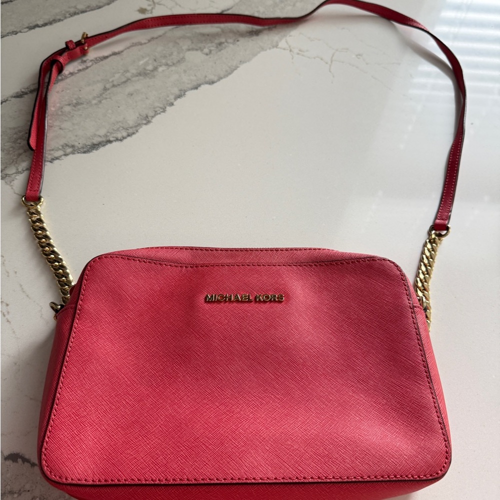 Michael Kors Women’s Jetset Saffiano Leather Vibrant Coral Crossbody Handbag.